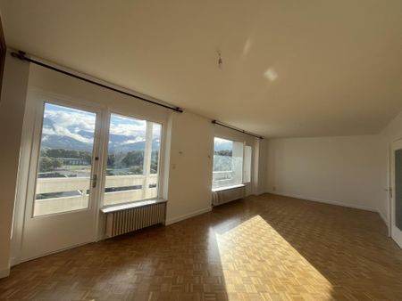Location Appartement 4 pièces 96m² CHAMBERY 73000 - Photo 3