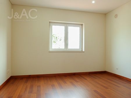 Moradia T4 em Lisboa - Foto 4