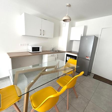 Location Appartement 2 pièces 38m² ST ETIENNE 42000 - Photo 3