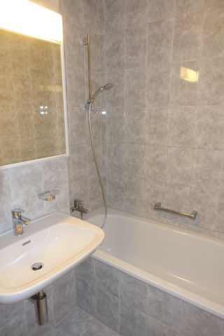 4.5 Zimmer, 100 m², 4. Stock - Foto 4