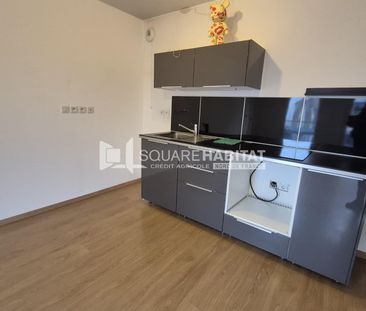 Location Appartement 2 pièces 46m² LILLE 59000 - Photo 4