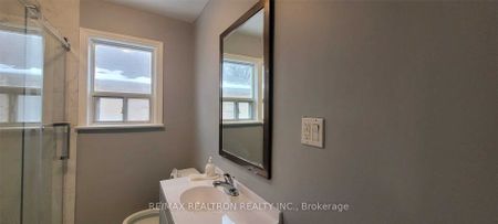 Detached Home For Lease | E8144920 - Photo 5