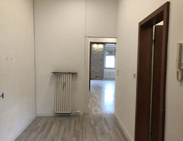 Gut geschnittene Wohnung in zentraler Lage - Foto 1