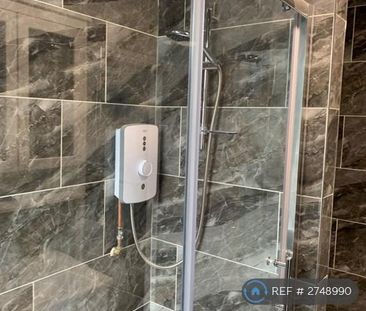 Studio to rent - Photo 6