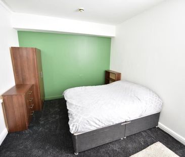 Kensington Terrace, Hyde Park - Photo 5