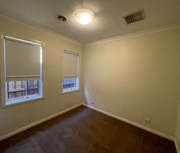 2/2 Wyong Street, Keilor East VIC 3033 - Photo 3