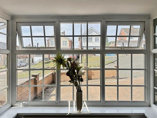 4 bedroom detached house to rent - Photo 1