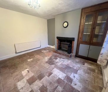 2 bedroom semi-detached house to rent - Photo 2
