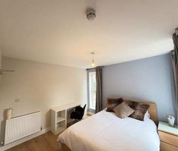 Room in a Shared House, Rectory Road, NG2 - Photo 1