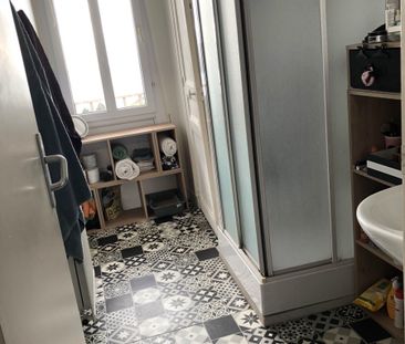 Location Appartement 2 pièces 31m² - Photo 3