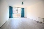 Ashbrook Road, London - Photo 2