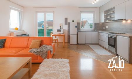 NA PRENÁJOM | Tehlový 2 izbový byt (64m2) s balkónom a parkovacím miestom, TN - Vlárska - Photo 4