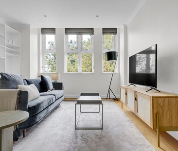 Fitzroy Square - Photo 1