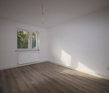 Hier wird umgebaut! Sanierte 3-Zimmer-Wohnung mit Balkon - Foto 2