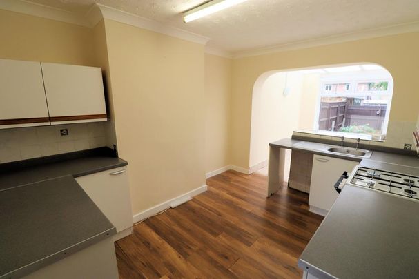 3 bedroom terraced house to rent - Photo 1
