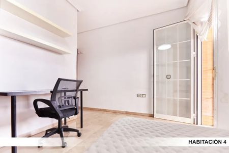 Calle Hernán Ruiz, Sevilla, Andalusia 41006 - Photo 4