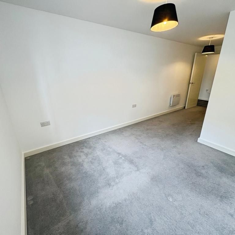 2 bedroom apartment to rent - Photo 1