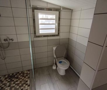 Location Appartement 1 pièce 30m² ST PIERRE 97410 - Photo 3