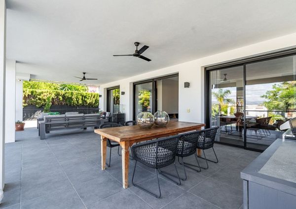 3 bedroom luxury Villa for rent in Rio Real, Marbella, Andalusia