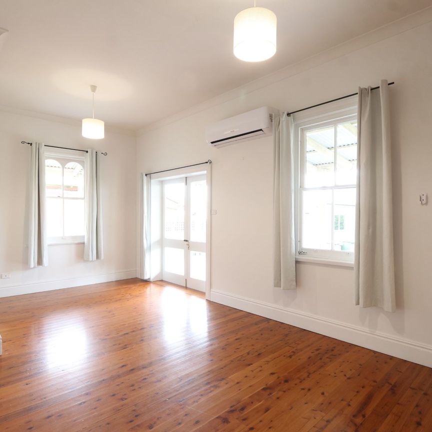 9 Victoria Street, Goulburn - Photo 1