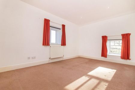 4 bedroom detached house to rent - Photo 5