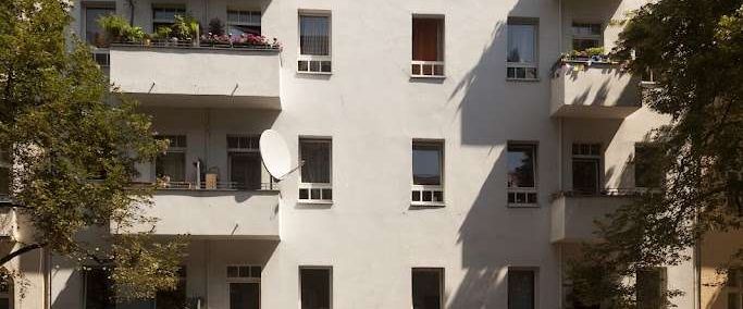 Heimwerker aufgepasst: 1-Zimmerwohnung mit Balkon und viel Potenzial zu vermieten! - Photo 1