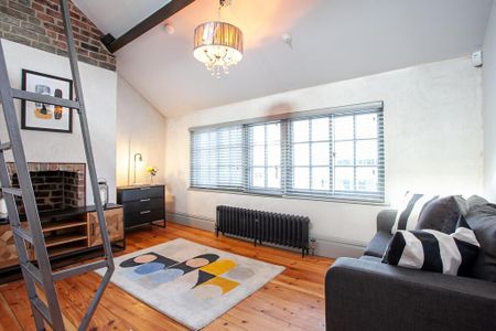 4 bedroom terraced house to rent - Photo 3