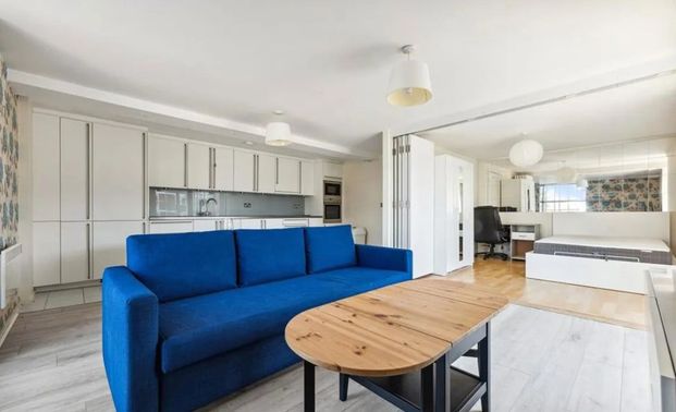 2 Bed Flat, Bazalgette Court, W6 - Photo 1