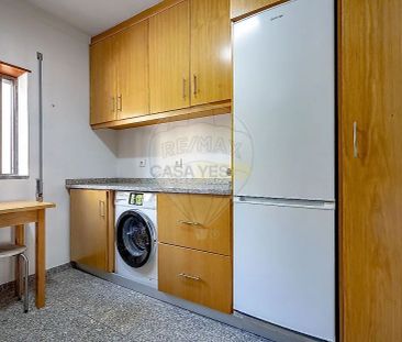 Apartment T2 in Santo António dos Olivais, Coimbra - Photo 1