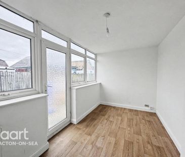 3 bedroom chalet to rent - Photo 6