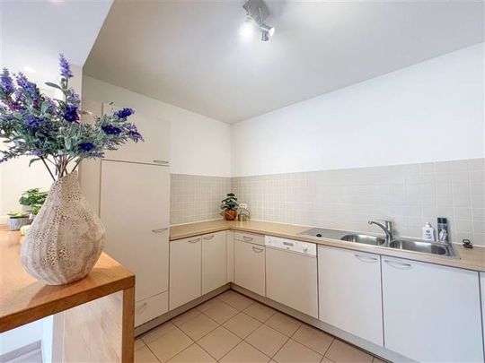 Appartement te huur - Photo 1