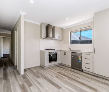 11B Lambent Terrace, Baldivis, WA 6171 - Photo 6