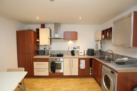 2 Bedroom Apartment, Chester - Photo 3