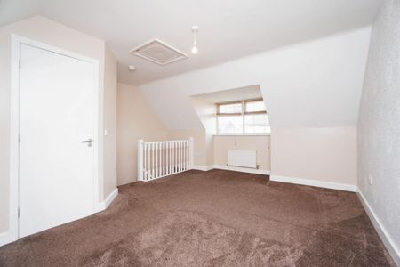 Carlton Gate Drive, Kiveton Park, Sheffield, S26 - Photo 5