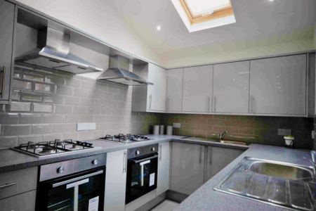 6 Beds 0 Baths - Photo 3