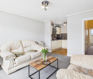 2 bedroom apartment to rent - Photo 2