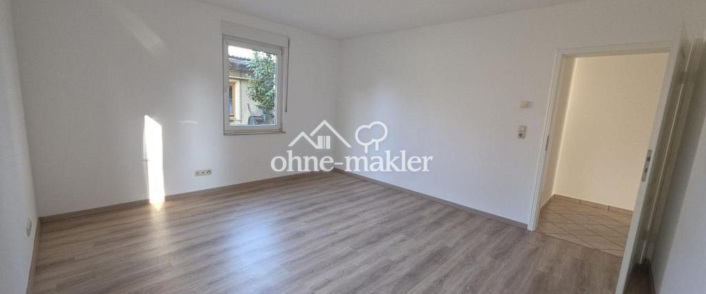 Helle und Freundliche 3-Zimmer-Wohnung mit riesigem Garten - Foto 1