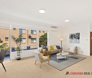 Spacious Bayside Boutique Living with 1x Lock-up Garage - Photo 1