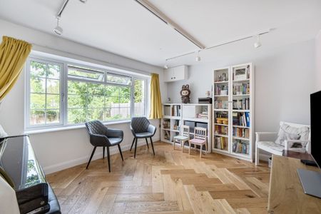 5 bedroom detached house to rent - Photo 2