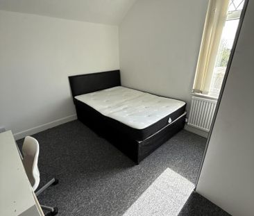 5 bedroom terraced house to rent - Photo 5