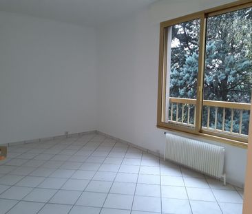 Appartement À Louer 4 Pièces , 108 M² - Photo 3