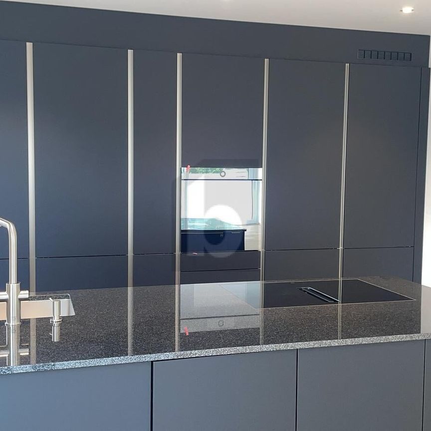 MODERN, RUHIG UND MIT WEITSICHT - Foto 1