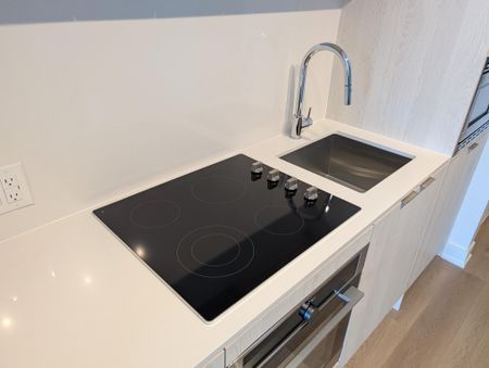 For Lease - 3009 Novar Road Unit# 531, Mississauga, Ontario - Photo 4