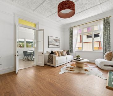 Charming 3-Bedroom Home in Strathfield - Photo 2