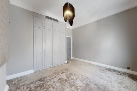 BROMPTON ROAD, SW3, London - Photo 3