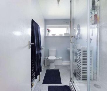 Westmoreland Walk, Shoreham, BN43 - Photo 2