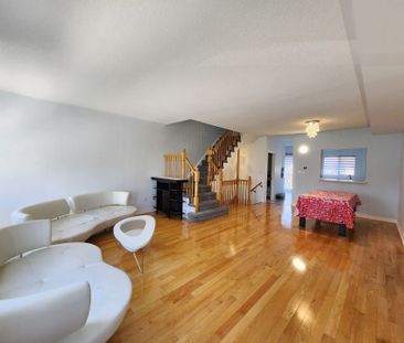 For Lease - 158 Galleria Parkway, Markham, Ontario - Photo 6