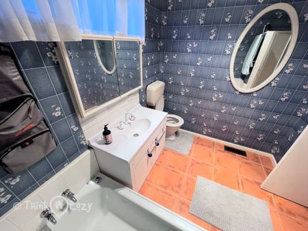 Glen Waverley - Photo 3