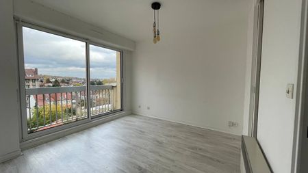 Location Appartement 1 pièce 28m² MONTMORENCY 95160 - Photo 3