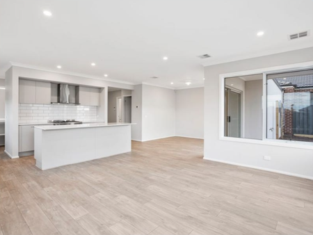 Modern Family Living in the Heart of Strathtulloh - Photo 4